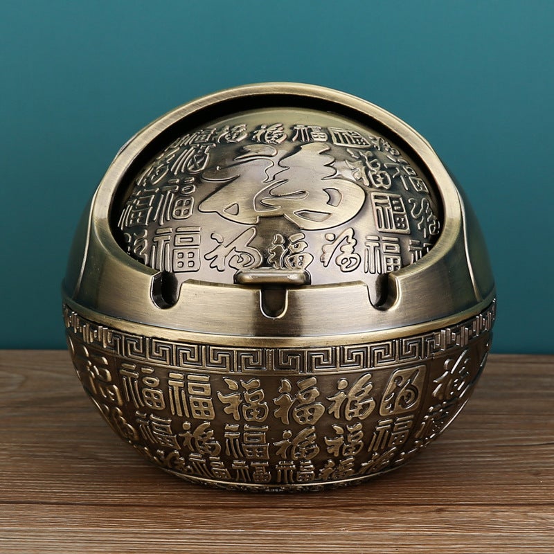 European-Style Ashtray For Home Living Room Metal Creative Personality Office Anti-Fly Ash With Lid Ornament Large Size - Image 1